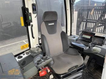 KOMATSU 8653 media